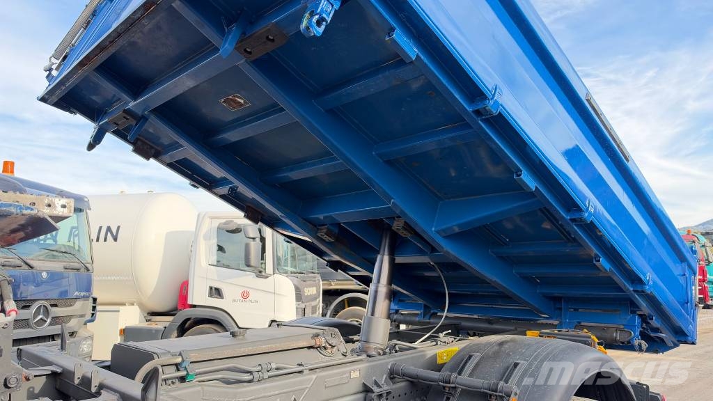 Mercedes-Benz AROCS 1830 4X2 meiller tipper - crane PK12002 Kiper tovornjaki
