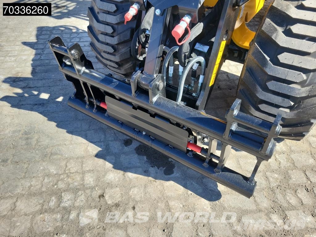 JCB 403 SP FACTORY WARRANTY – EUROSTEEL - KUBOTA لوادر بعجل