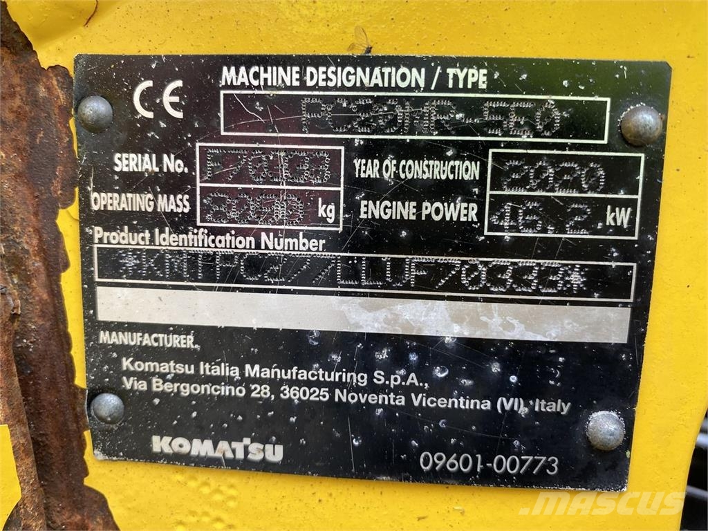 Komatsu PC80MR-5 Excavadoras de ruedas