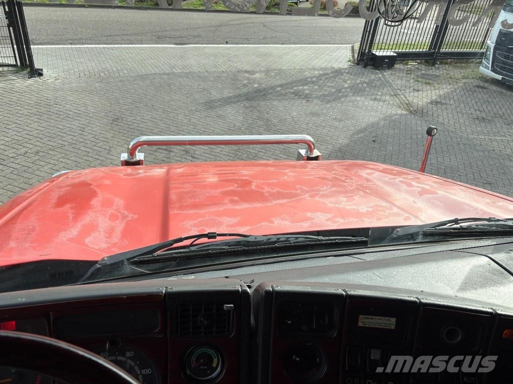 Scania T 124 LA 4X2 NA400 + manual + euro 2 + 4.70m wheel Τράκτορες