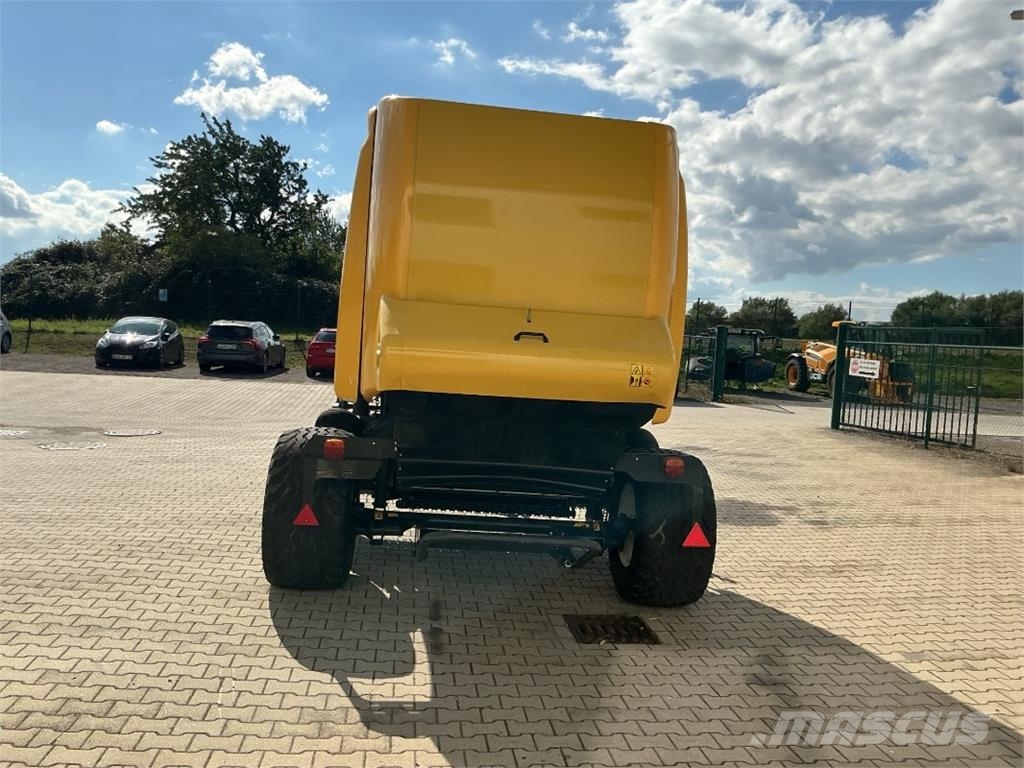 New Holland Roll Belt 180 Cropcutter Ronde-balenpersen