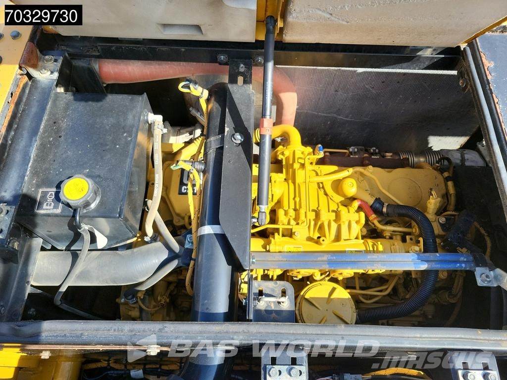 CAT M320 F Escavatori gommati