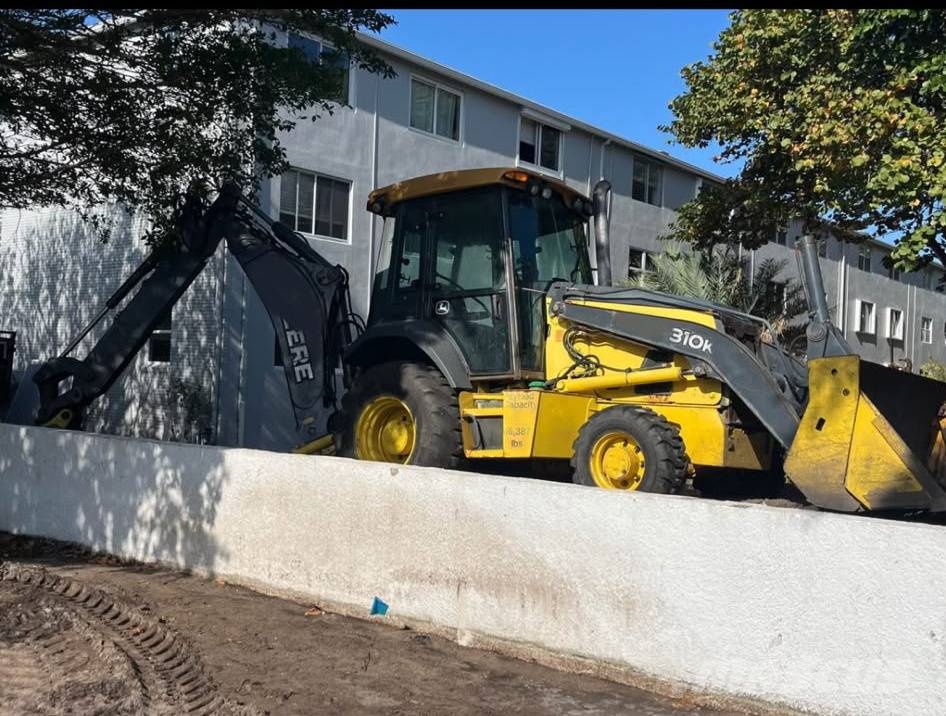 John Deere 310 K 反铲装载机