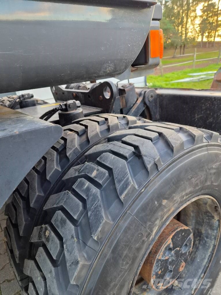 Hitachi ZX 170 W-3 Wheeled excavators