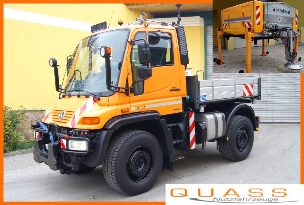 Unimog UNIMOG U400 /TÜV/Hydrostat/VarioPilot/4m³ Streuer Nosiče nářadí