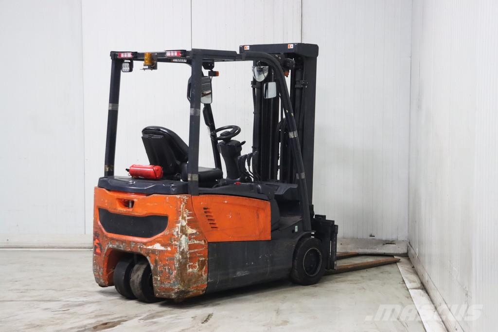 Doosan B20T-7 전동 지게차