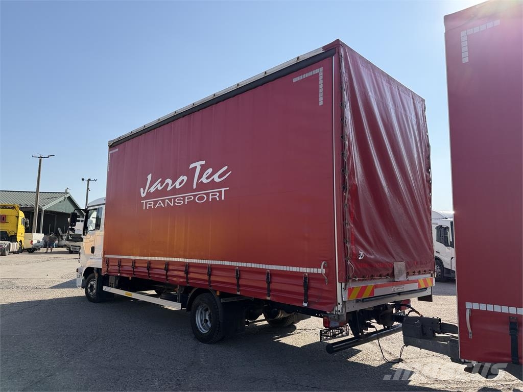 MAN TGL VIN 276 644 Camión con caja abierta