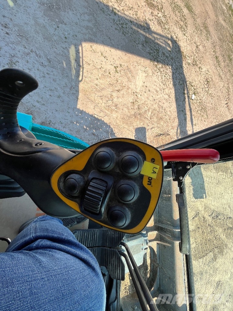 Kobelco SK 230 SR LC-3 حفارات زحافة