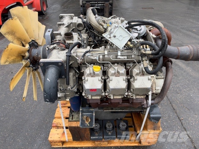 Bomag BC 772 RB USED ENGINE DEUTZ V 6 폐기물 다짐기