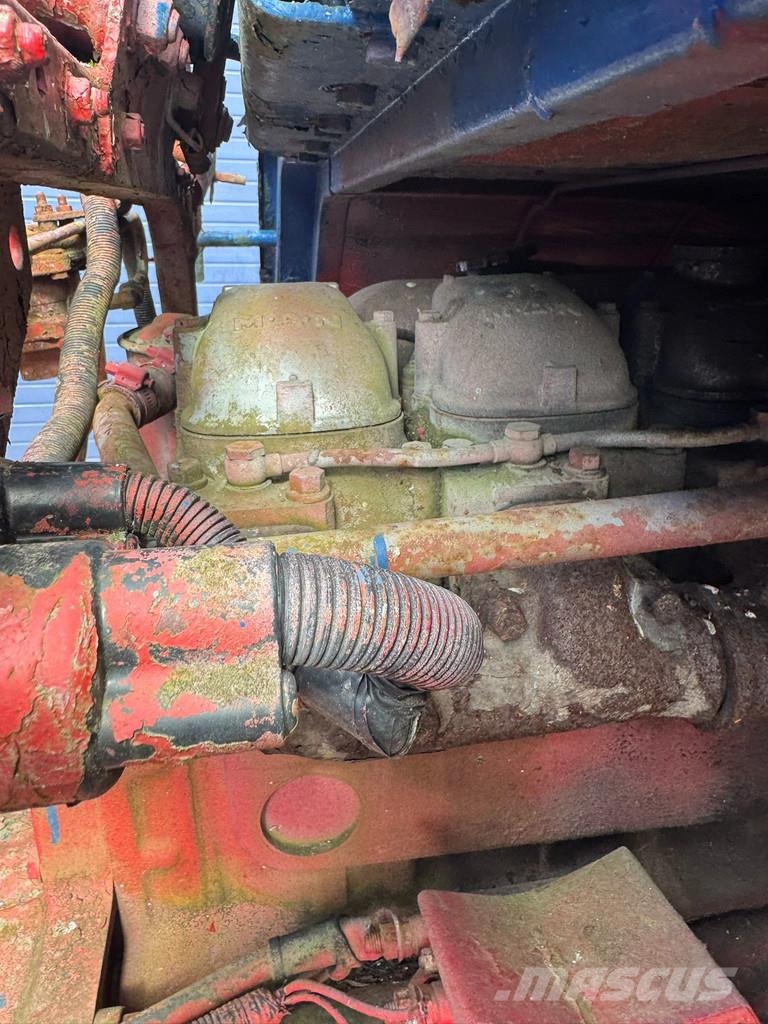 MAN F8 **19.280-4x4-GERMAN TRUCK** شاحنات مسطحة/مفصلية الجوانب