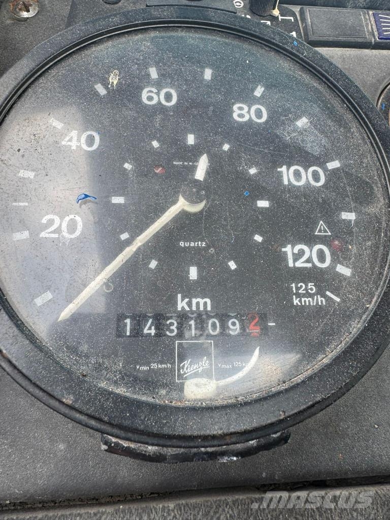 MAN F8 **19.280-4x4-GERMAN TRUCK** شاحنات مسطحة/مفصلية الجوانب