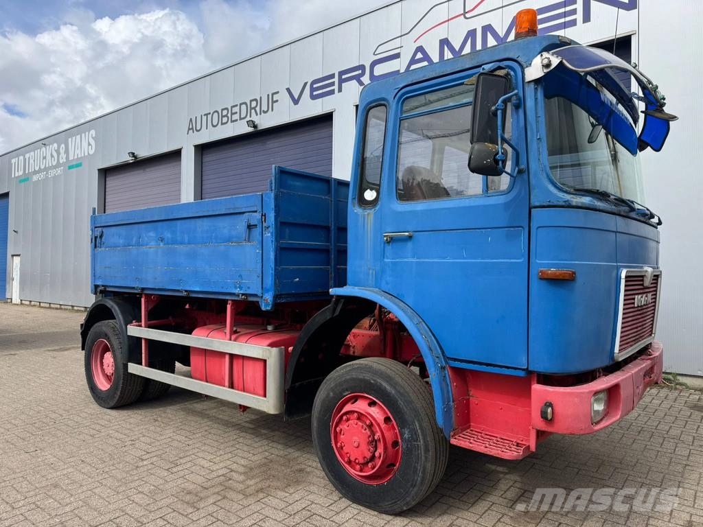 MAN F8 **19.280-4x4-GERMAN TRUCK** شاحنات مسطحة/مفصلية الجوانب