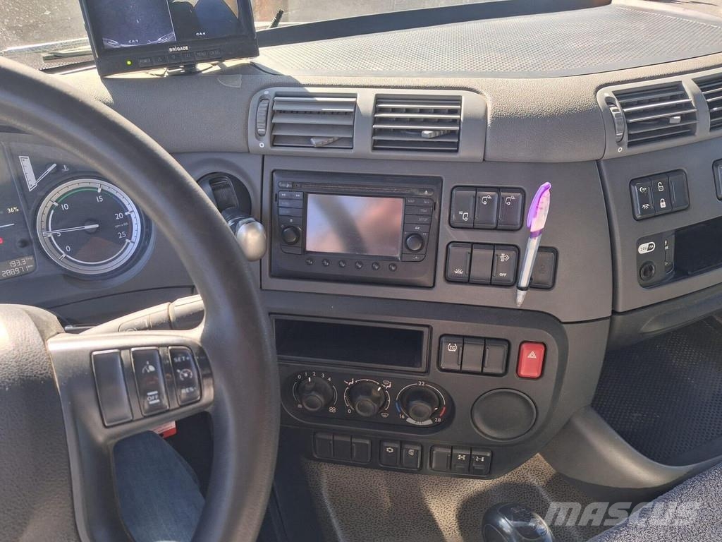DAF CF 440 FAT Camiones bañeras basculantes o volquetes