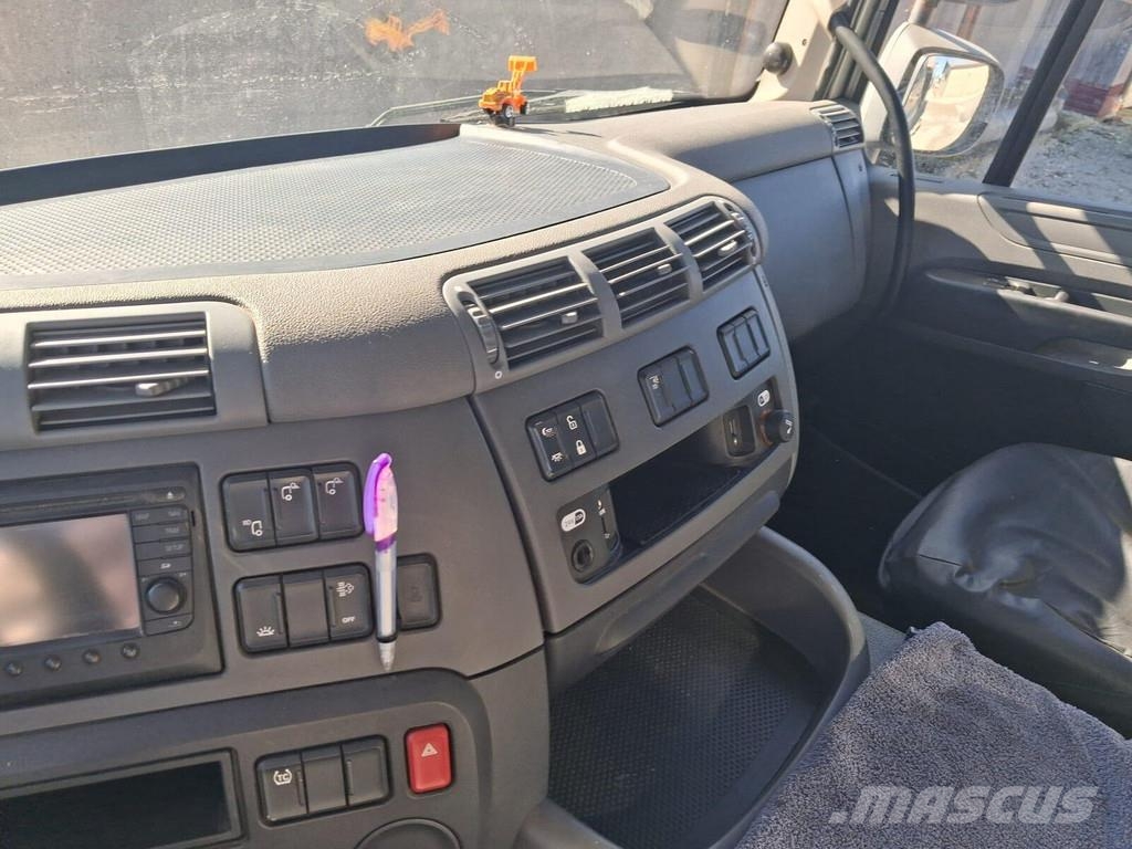 DAF CF 440 FAT Camiones bañeras basculantes o volquetes