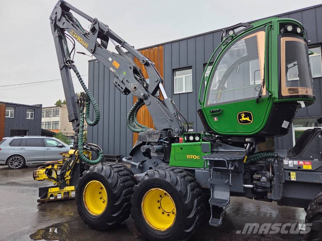 John Deere 1170 G Harvesterid