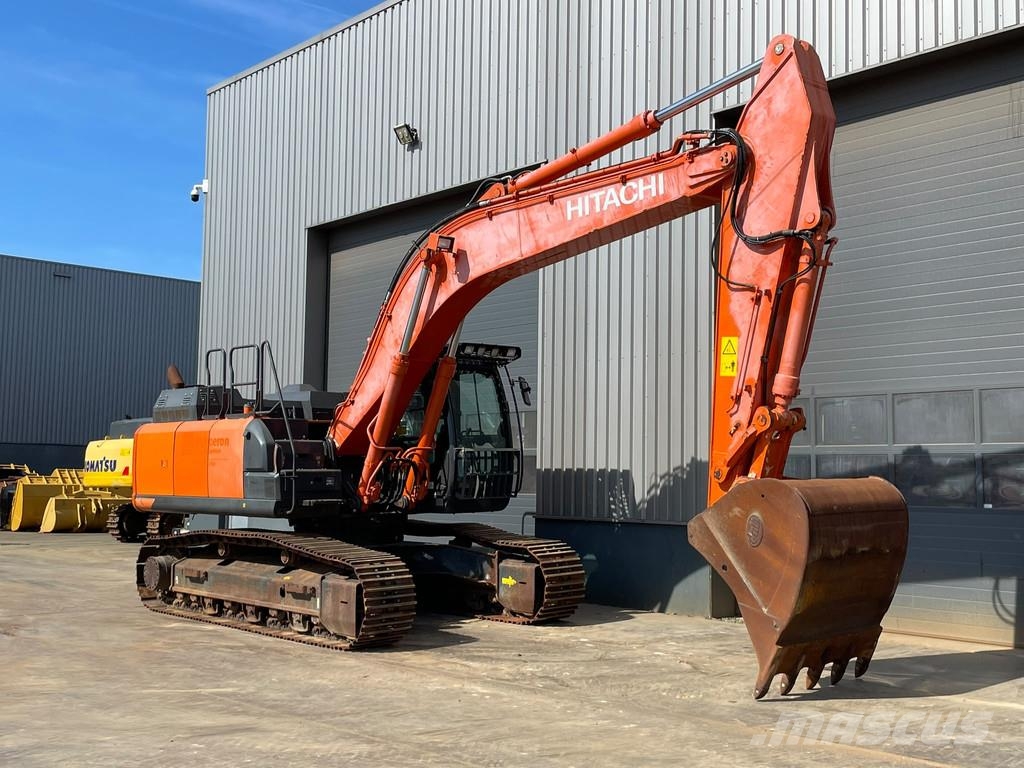 Hitachi ZX300LCN-6 Bageri guseničari