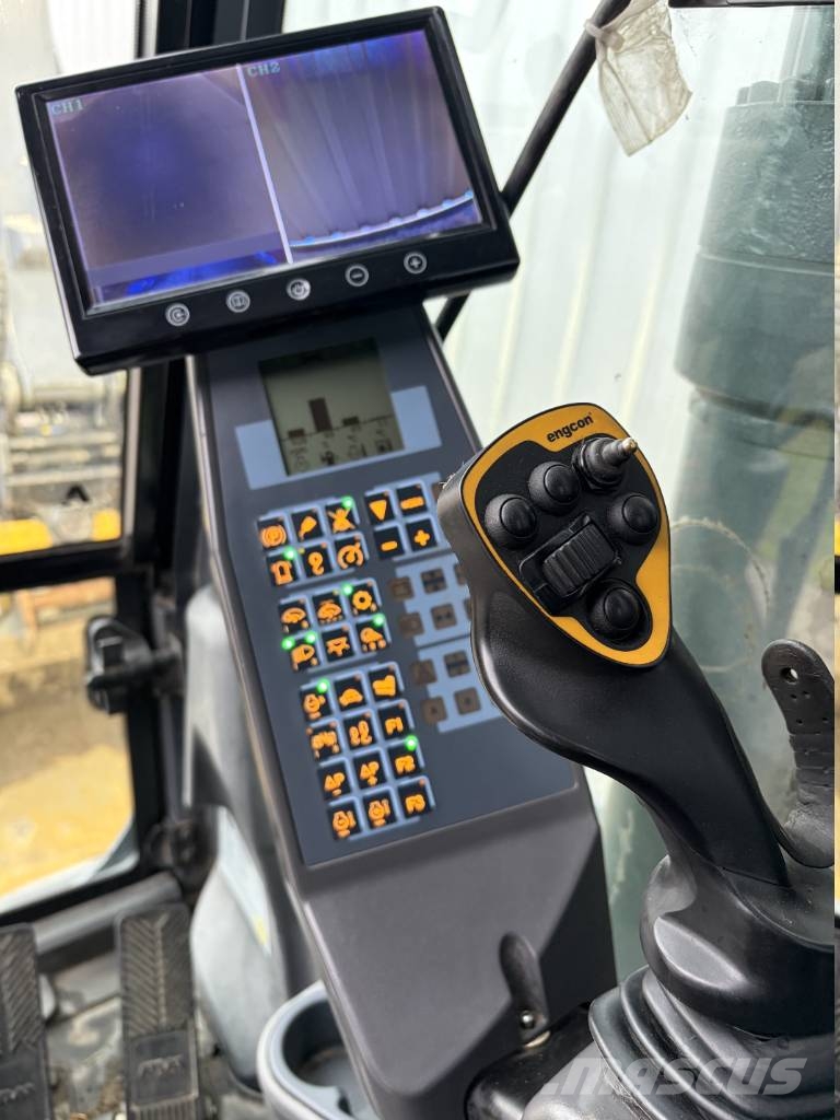 Atlas 140 W حفارات بعجل