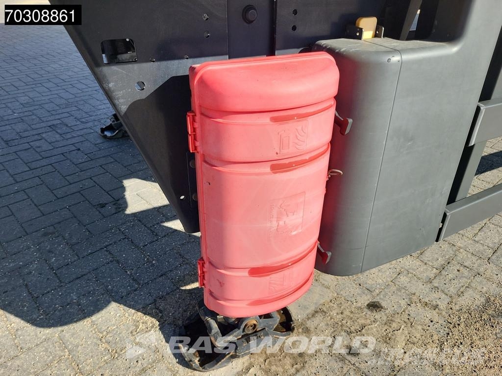 Schmitz Cargobull NKS*SCB*S3B Tail lift نصف مقطورات بدرجة حرارة قابلة للضبط