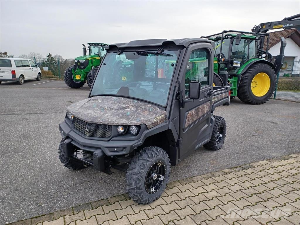 John Deere XUV 865M UTVs