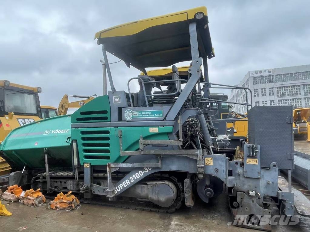 Vögele Super 2100-3L Handling and placing equipment