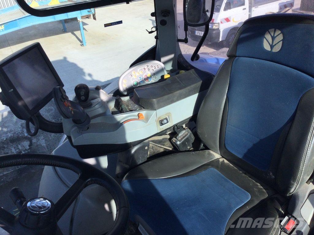 New Holland T7230 Traktory