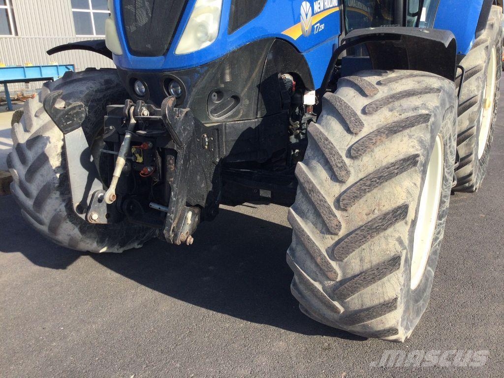 New Holland T7230 Traktoren