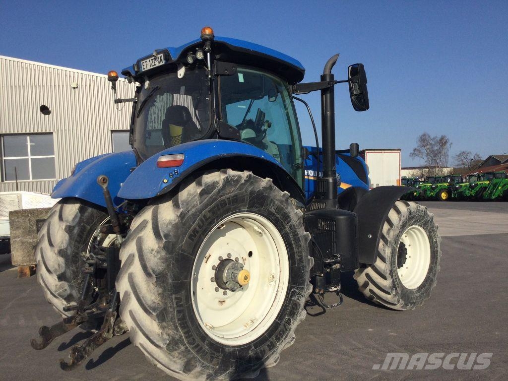New Holland T7230 Traktori
