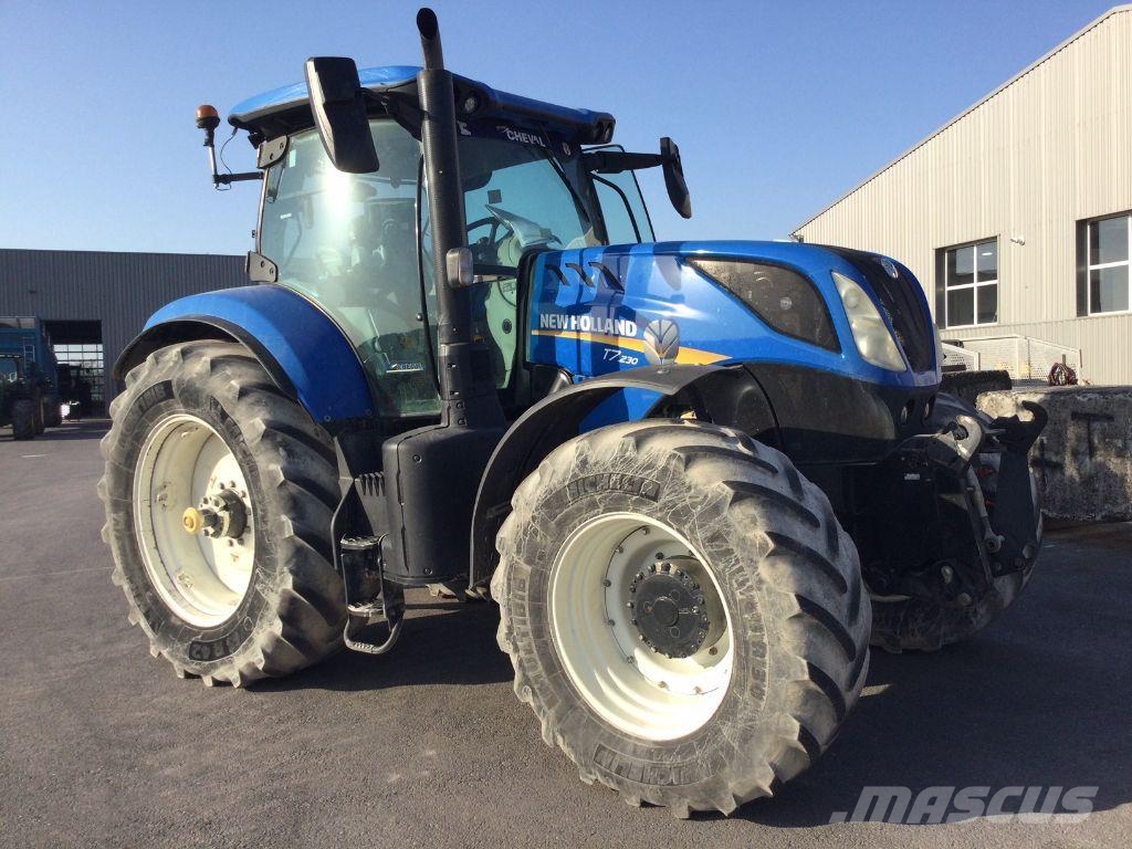 New Holland T7230 Traktory