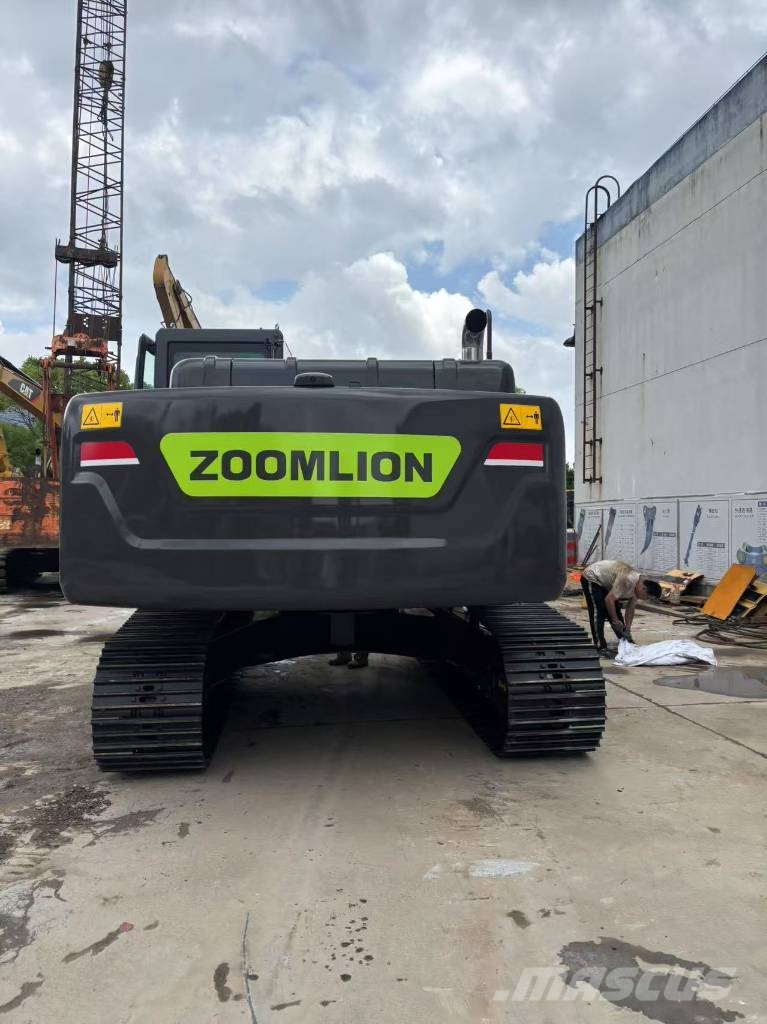 Zoomlion ZE 215 G 中型挖土機/掘鑿機/挖掘機 7t-12t
