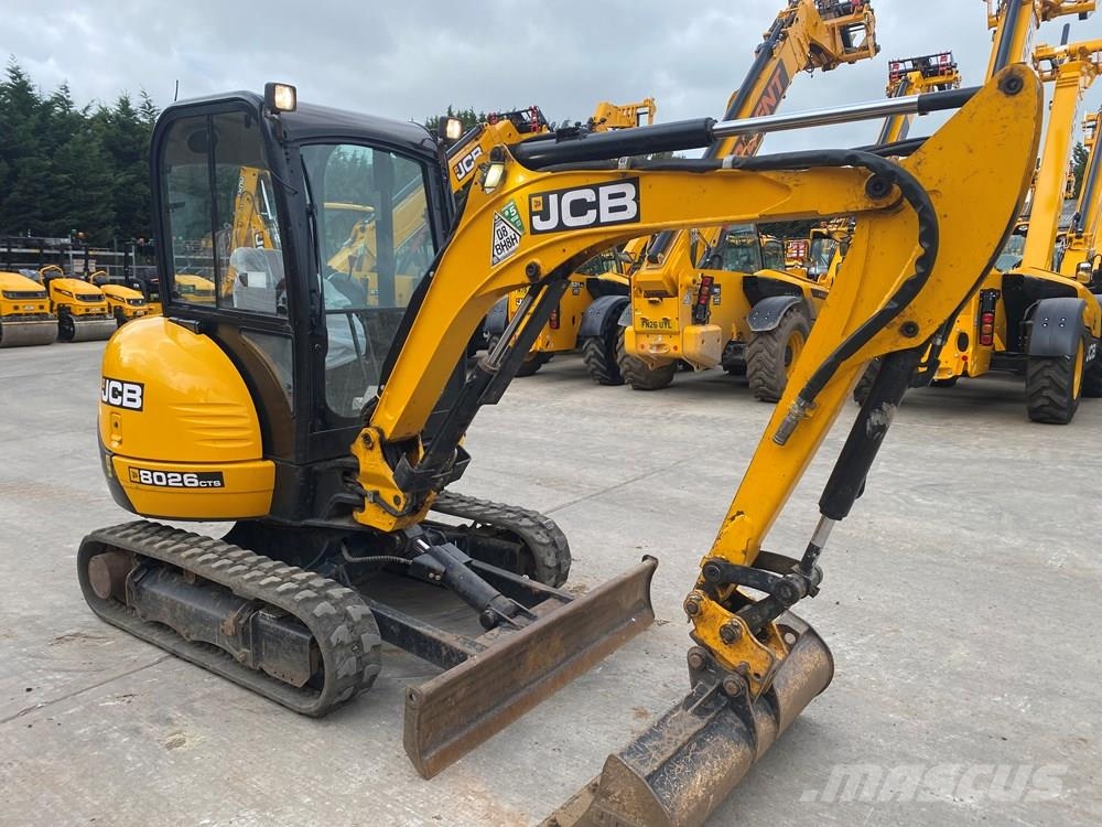 JCB 8026 CTS Mini bagri <7t