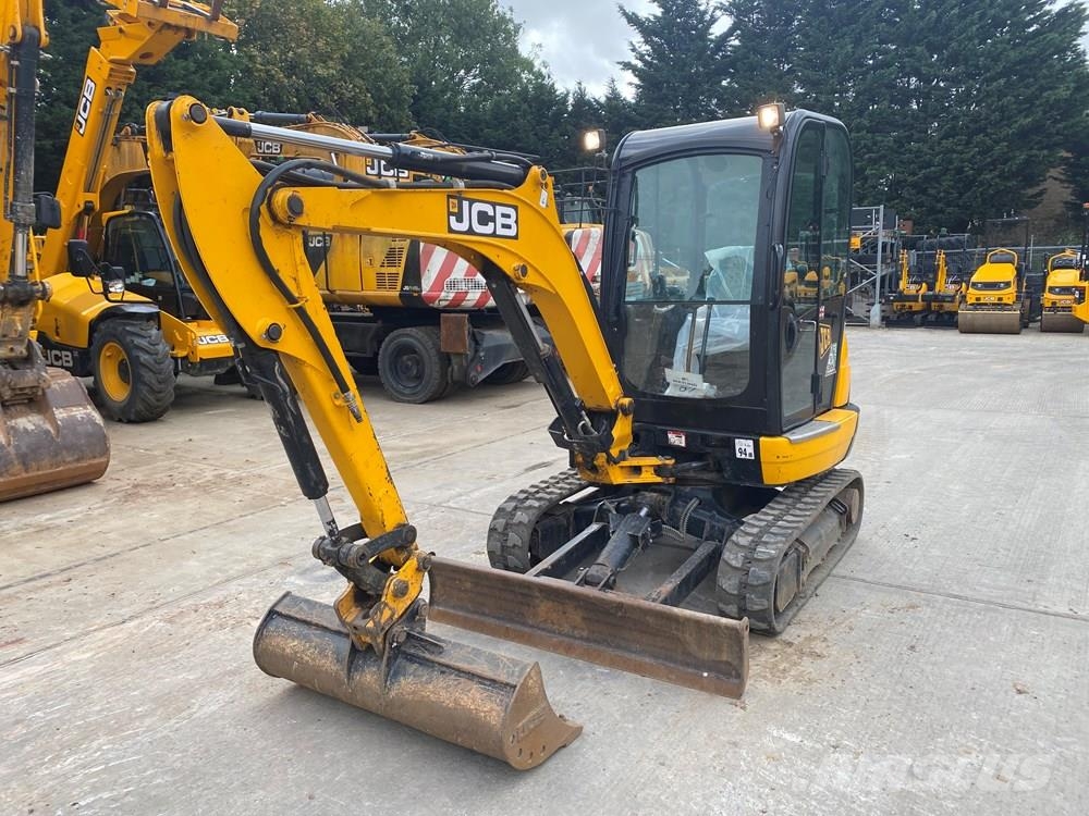 JCB 8026 CTS Mini bagri <7t