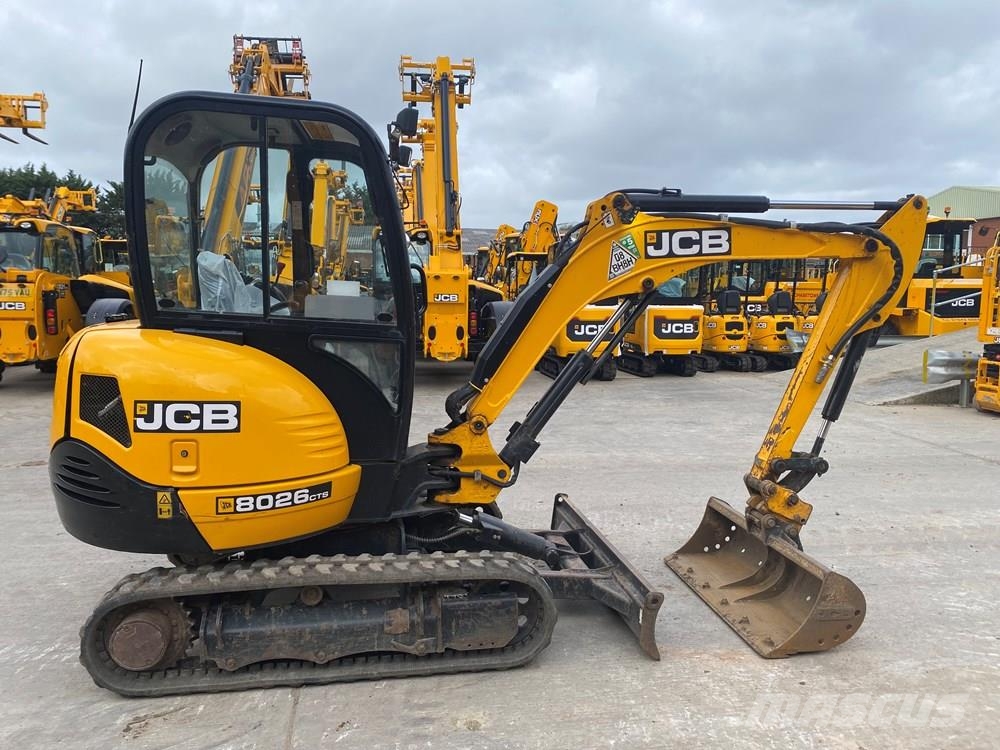 JCB 8026 CTS Mini bagri <7t
