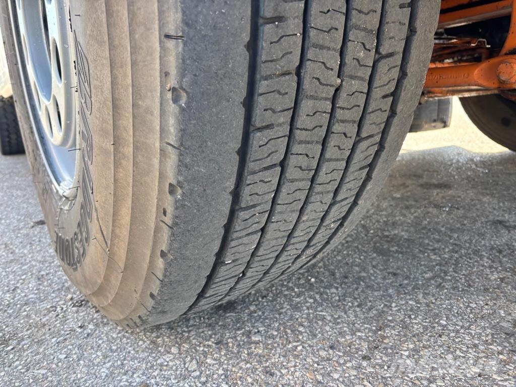 Mercedes-Benz AROCS 3251 TRIDEM 8x4*4 EURO6 + JOAB 1470mm Camiones polibrazo