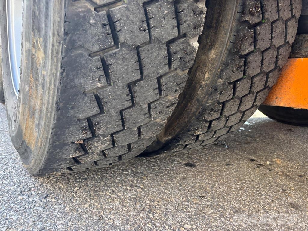 Mercedes-Benz AROCS 3251 TRIDEM 8x4*4 EURO6 + JOAB 1470mm Camiones polibrazo