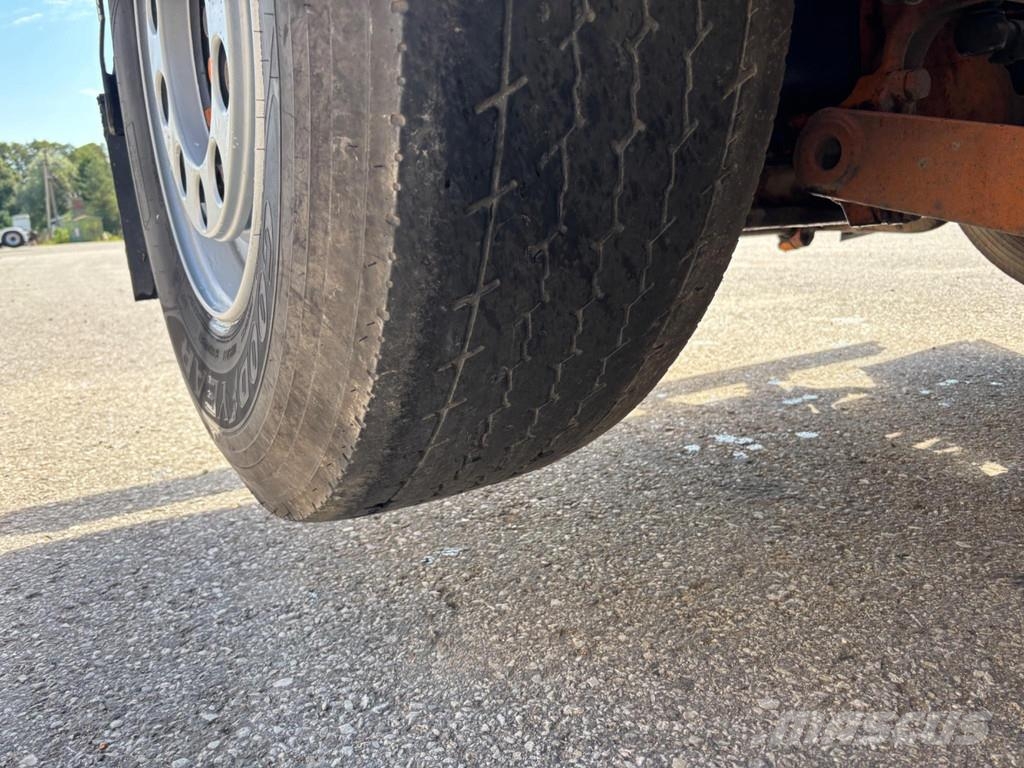 Mercedes-Benz AROCS 3251 TRIDEM 8x4*4 EURO6 + JOAB 1470mm Camiones polibrazo