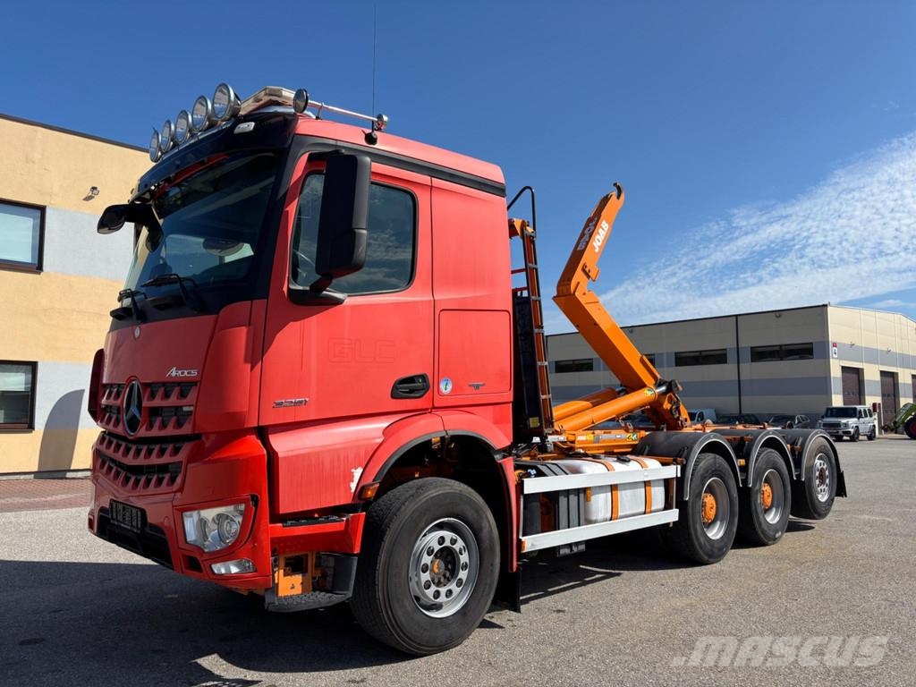 Mercedes-Benz AROCS 3251 TRIDEM 8x4*4 EURO6 + JOAB 1470mm Camiones polibrazo