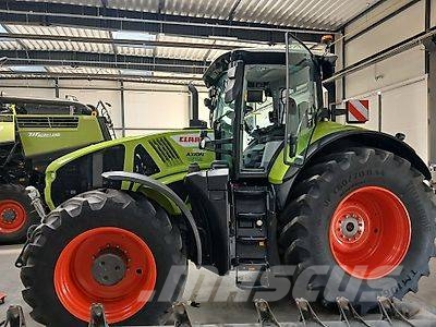 CLAAS Axion 930 Cmatic الجرارات