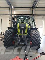 CLAAS Axion 930 Cmatic الجرارات