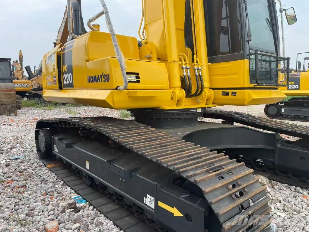 Komatsu PC 220-8 Εκσκαφείς με ερπύστριες