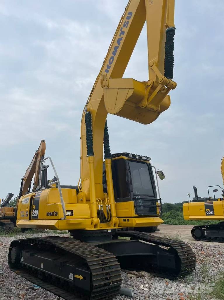 Komatsu PC 220-8 Εκσκαφείς με ερπύστριες