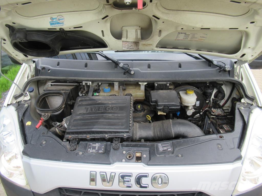 Iveco Daily 29L13 2.3HPi 93KW 345 DOKA Dubbelcabine Furgonetas caja abierta