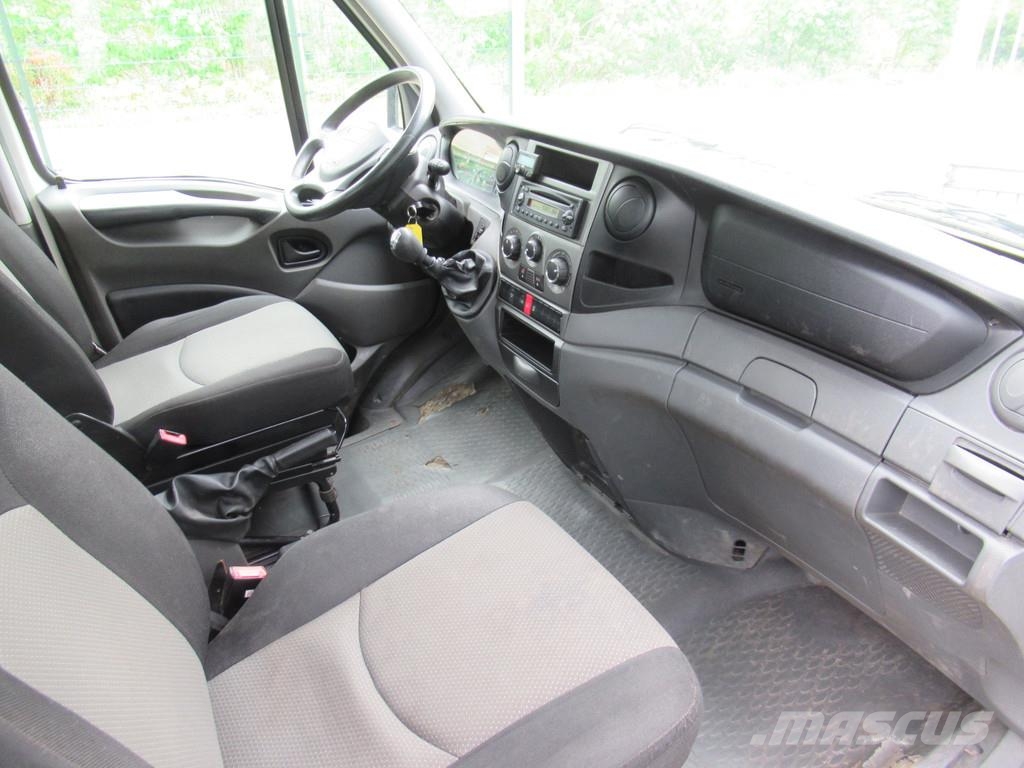 Iveco Daily 29L13 2.3HPi 93KW 345 DOKA Dubbelcabine Furgonetas caja abierta