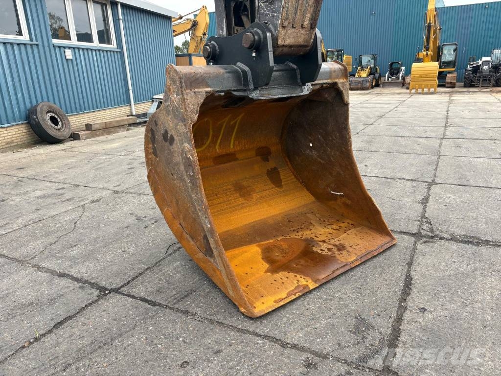 Volvo EC 380 EL Raupenbagger