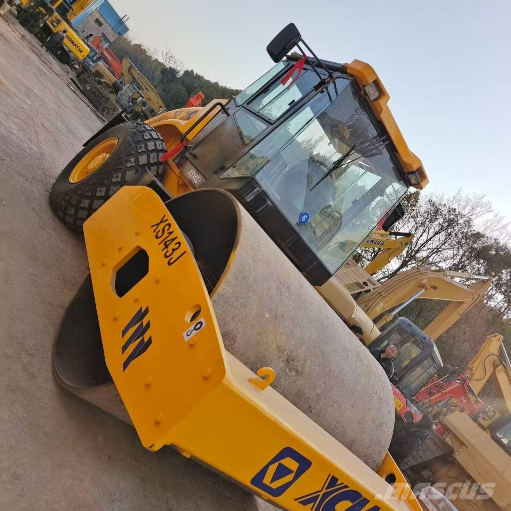 XCMG XS143J Plenty of road roller in stock Egydobos hengerek