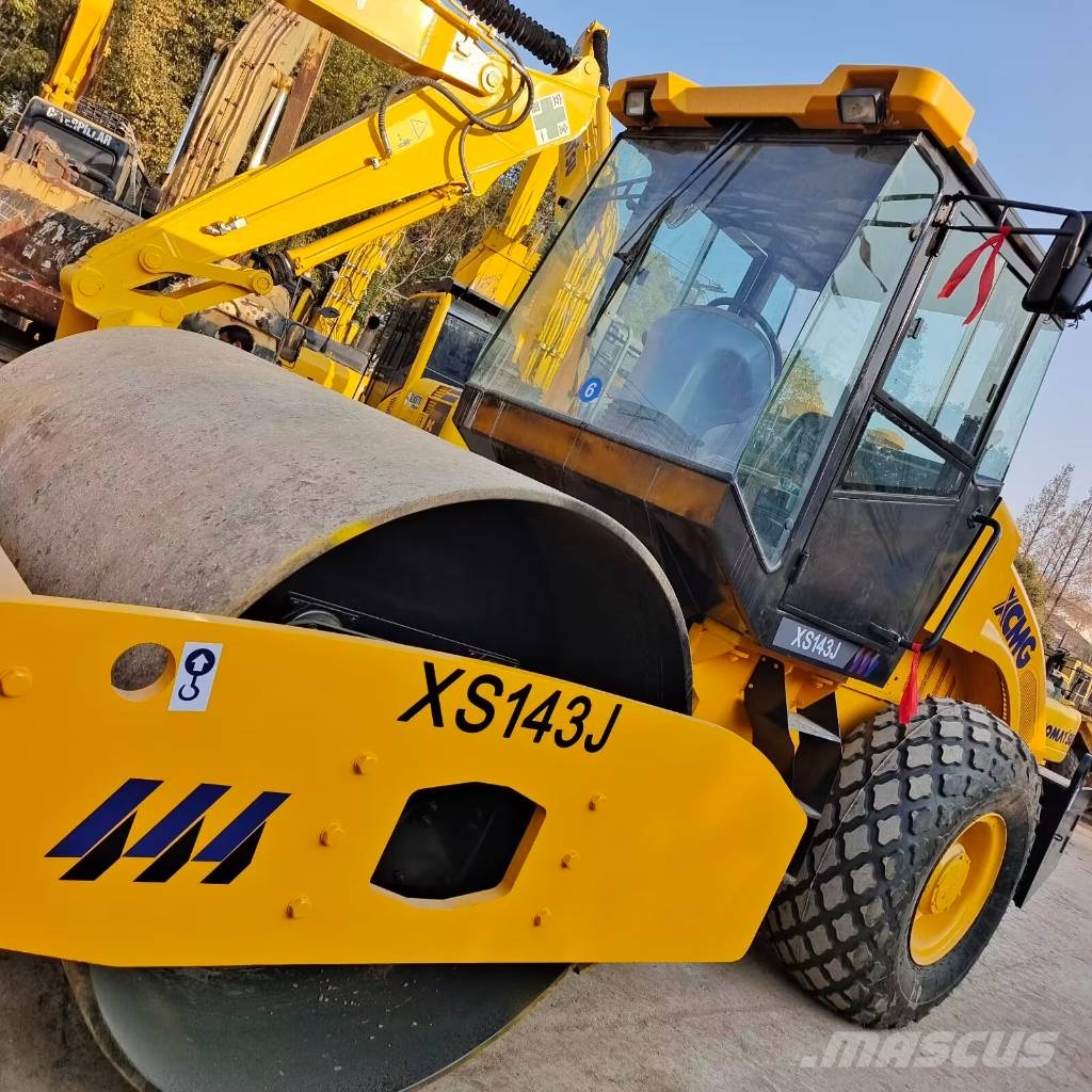 XCMG XS143J Plenty of road roller in stock Egydobos hengerek
