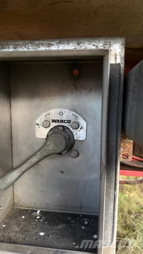 Bussbygg HFR SL 24 Carrier Vector 1850 Thermomax Semirremolques isotermos/frigoríficos
