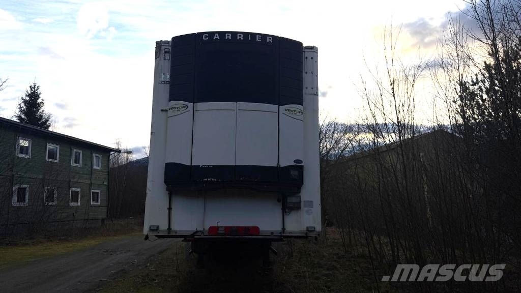 Bussbygg HFR SL 24 Carrier Vector 1850 Thermomax Semirremolques isotermos/frigoríficos