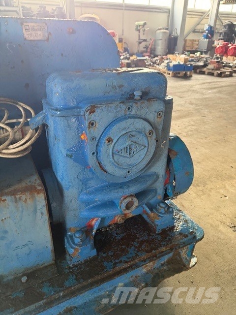 Bauer USED WINCH 3 T Fúró berendezés, tartozékok és alkatrészek