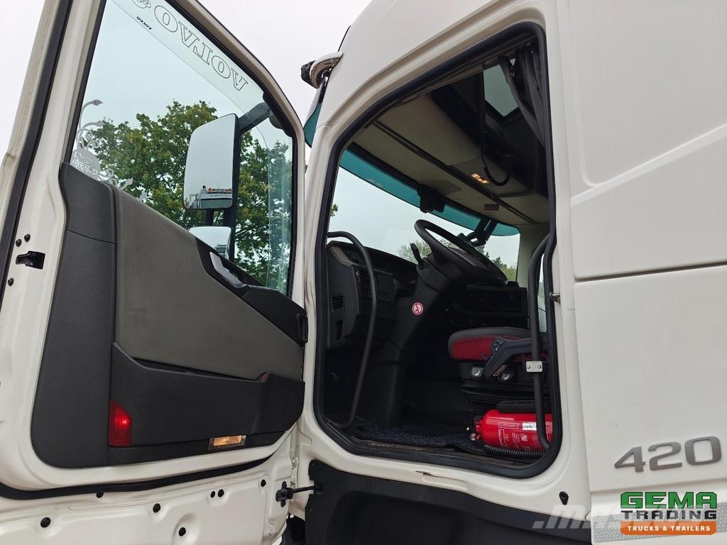 Volvo FH420 6x2/4 GlobeTrotter Euro6 - Hiab 21T Hooklift Rol kiper kamioni sa kukom za podizanje tereta