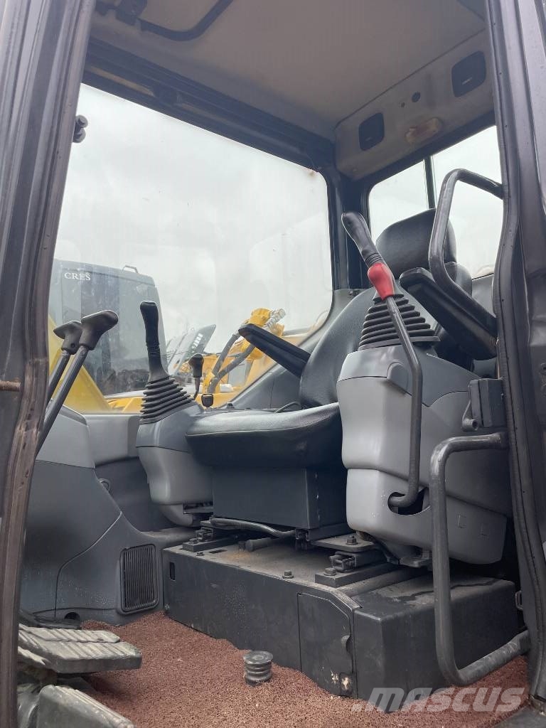 Komatsu PC 78 US Midibagger 7t - 12t